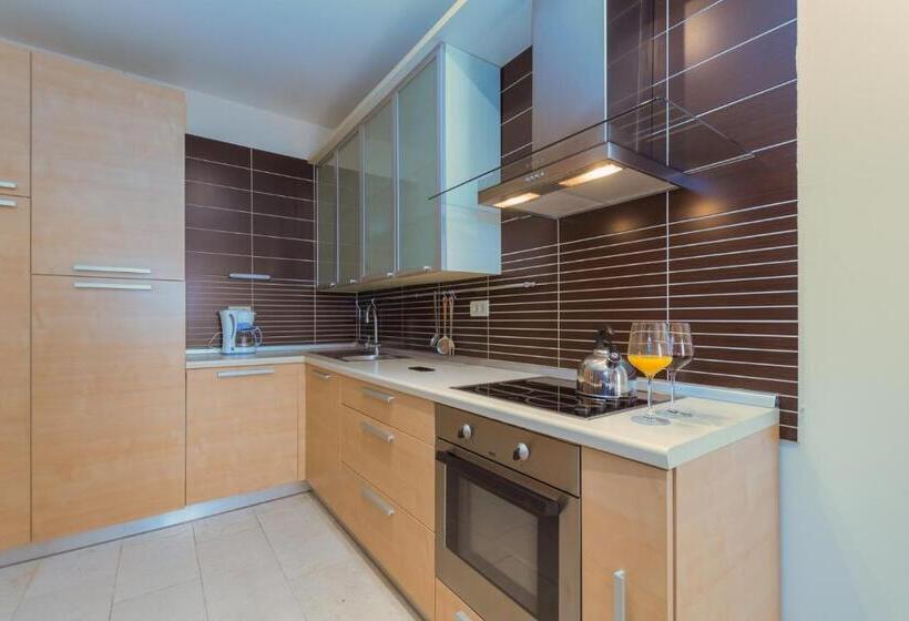 Апартаменты 2 Спальни, Grand Novi Vinodolski Resort