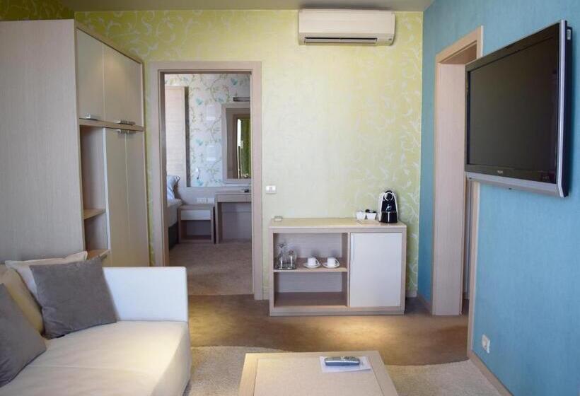 Полулюкс, Grand Novi Vinodolski Resort