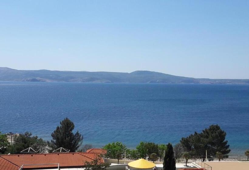 Апартаменты премиум класса с 1 спальней и видом на море, Grand Novi Vinodolski Resort