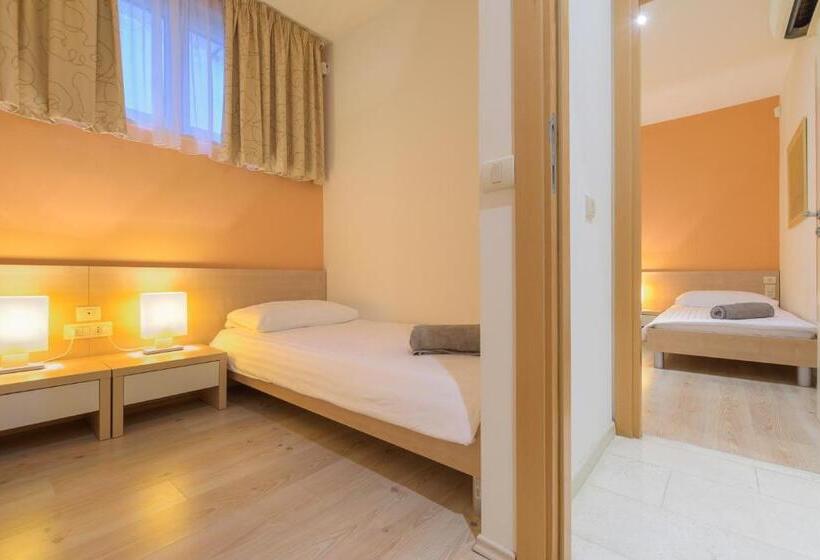 Апартаменты Deluxe 3 Спальни, Grand Novi Vinodolski Resort