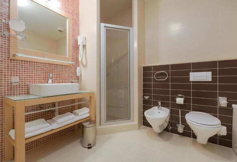 Апартаменты Deluxe 2 Спальни, Grand Novi Vinodolski Resort