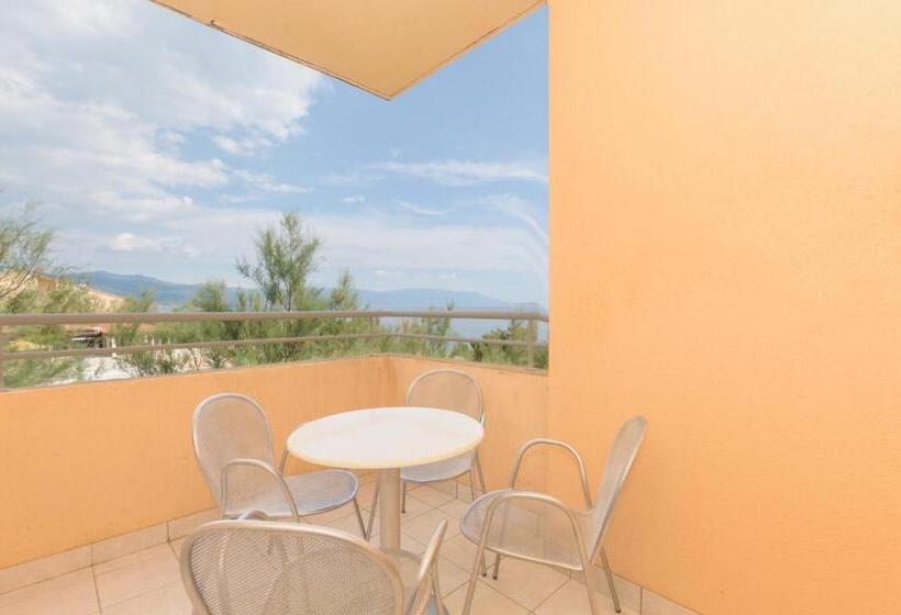 2 Bedroom Premium Apartment Sea View, Grand Novi Vinodolski Resort