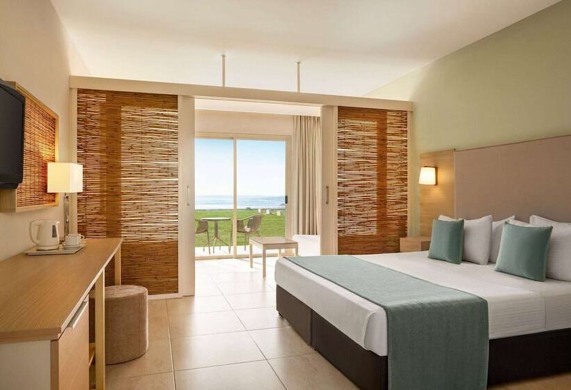 수피리어 룸 바다 전망, Ramada Hotel & Suites By Wyndham Ayia Napa