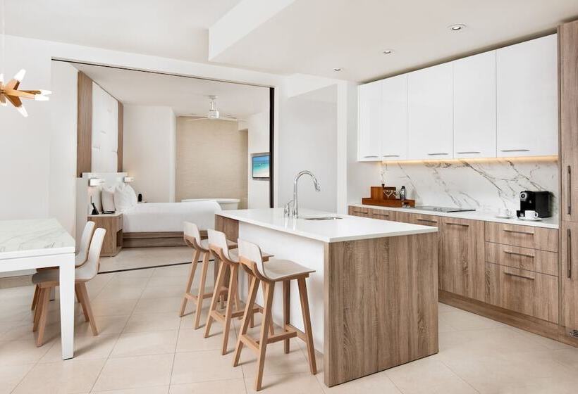 سوییت با چشم‌انداز دریا, Wymara Resort & Villas