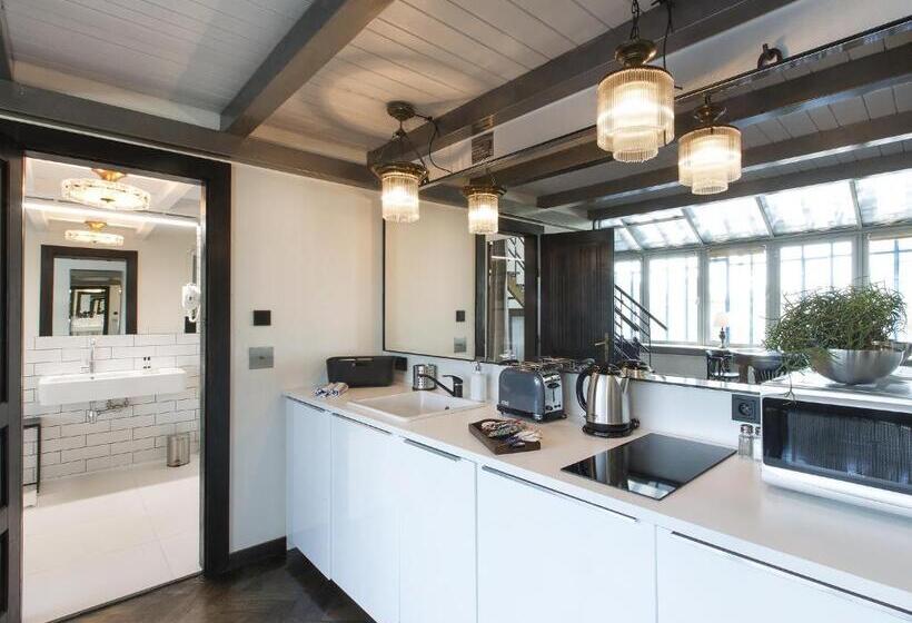 شقة غرفة واحدة, Antique Apartments Plac Szczepański