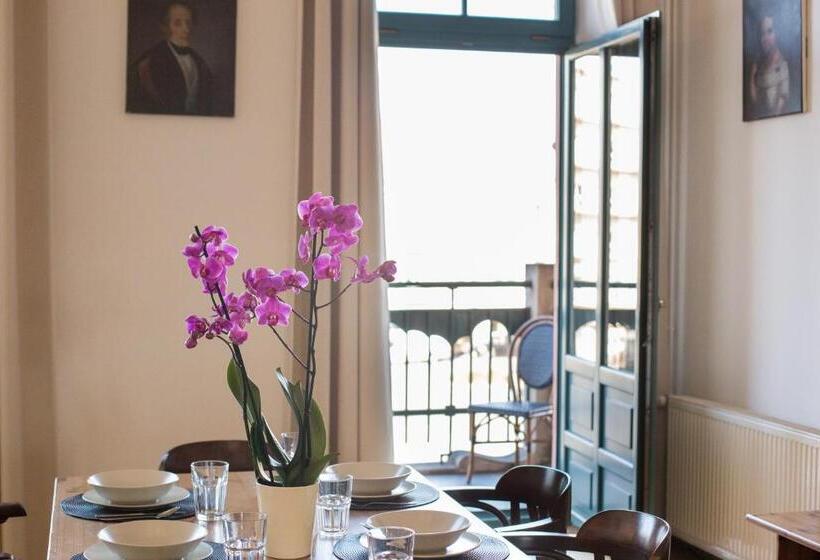 شقة 4 غرف, Antique Apartments Plac Szczepański