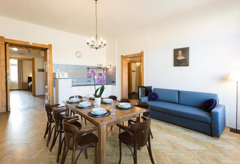 شقة 4 غرف, Antique Apartments Plac Szczepański