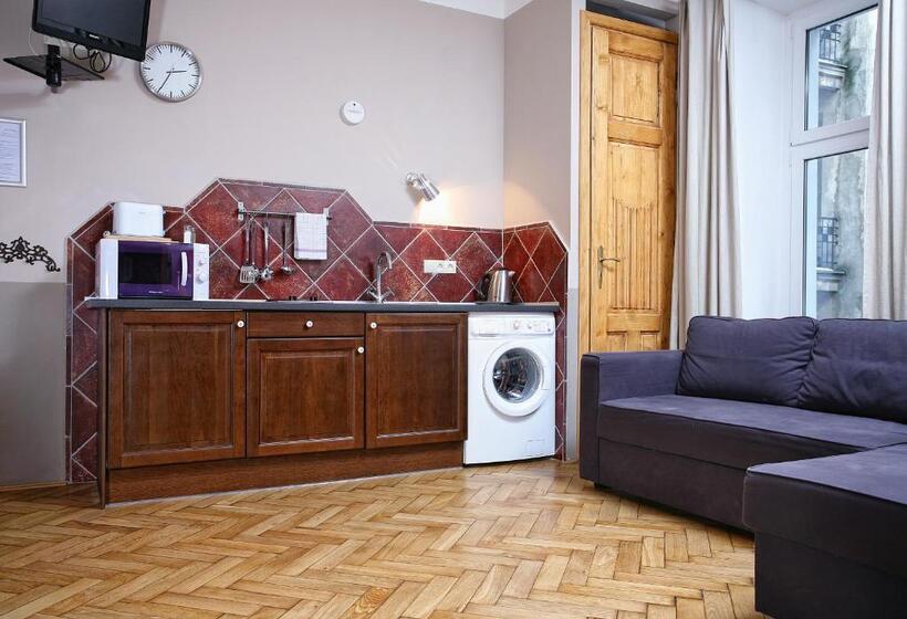شقة غرفة واحدة, Antique Apartments Plac Szczepański
