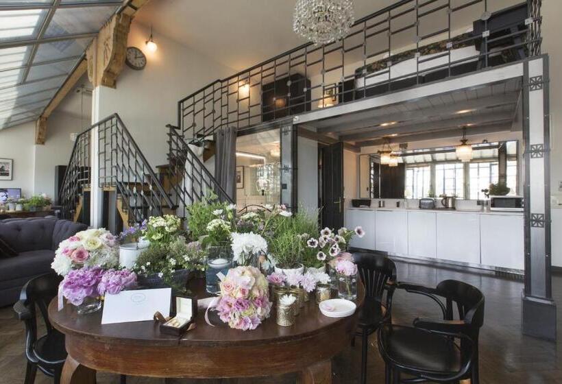 شقة غرفة واحدة, Antique Apartments Plac Szczepański