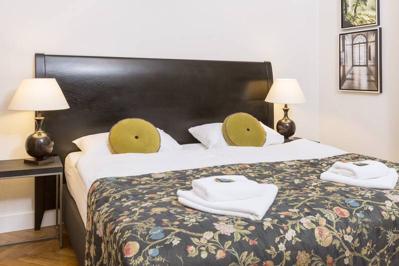 شقة غرفتين, Antique Apartments Plac Szczepański