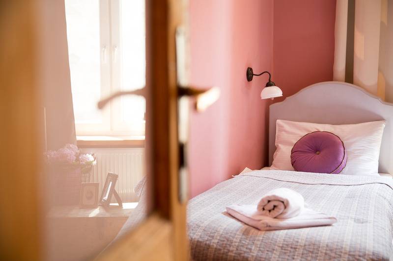 شقة غرفتين, Antique Apartments Plac Szczepański