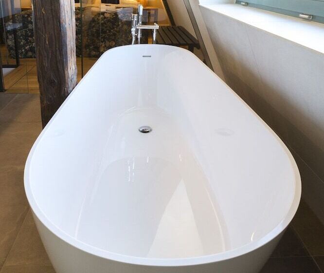 إستوديو قياسى, Antique Apartments Plac Szczepański