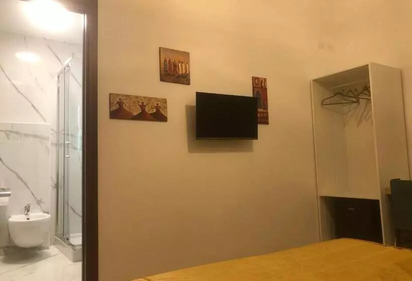 اتاق استاندارد, Hostel Cosmos