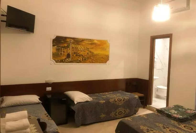 اتاق استاندارد چهار تخته, Hostel Cosmos