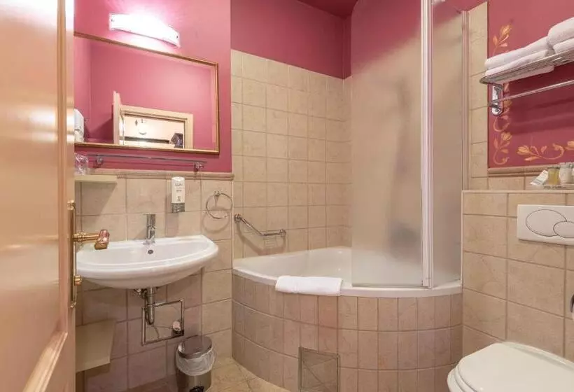 اتاق استاندارد, Boutique Hotel Villa Pattiera