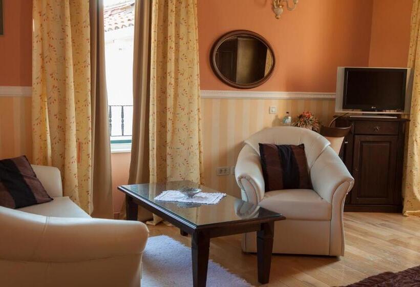 اتاق لوکس, Boutique Hotel Villa Pattiera