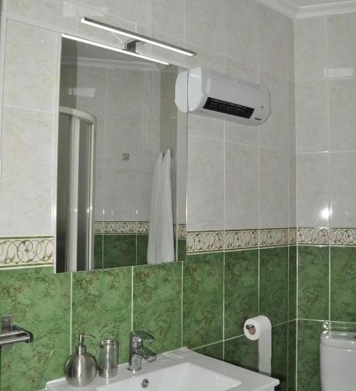 اتاق خانوادگی, Hostal Gala Madrid