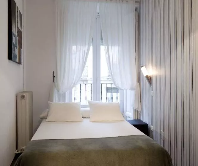 اتاق استاندارد, Hostal Gala Madrid