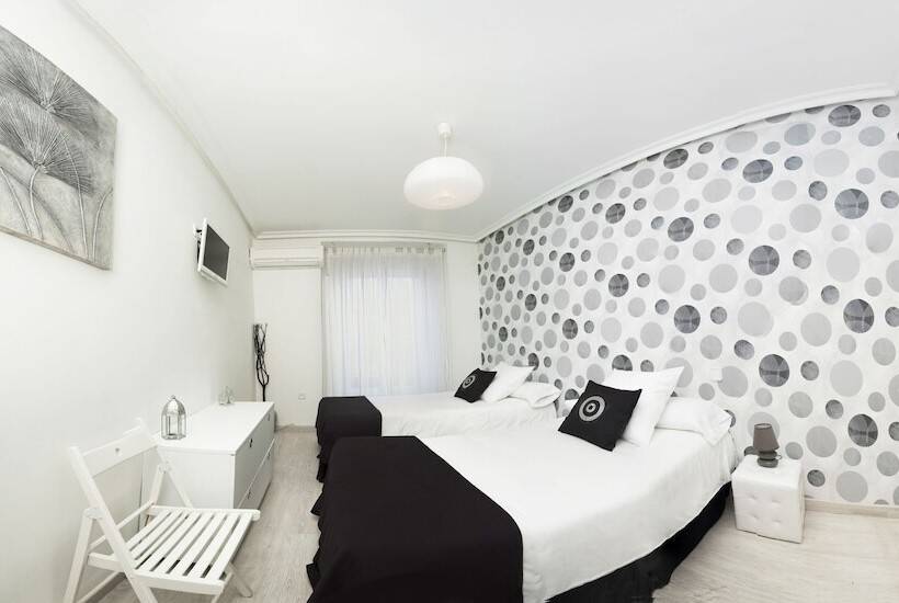 اتاق استاندارد, Hostal Gala Madrid