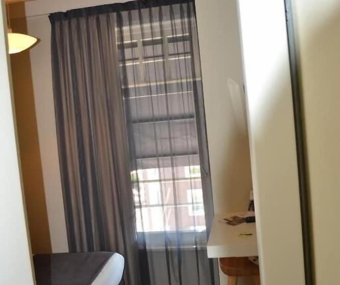 اتاق عادی, Alp