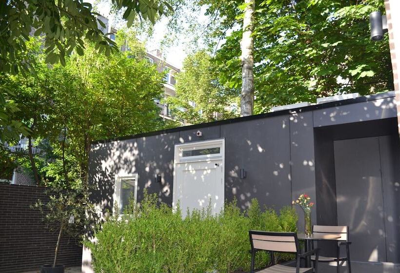 اتاق استاندارد با چشم‌انداز باغ, Alp