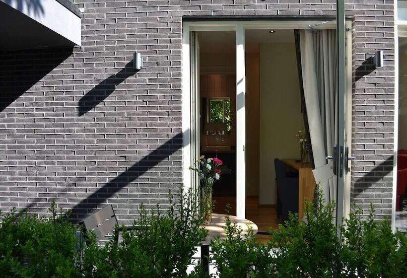 اتاق استاندارد با چشم‌انداز باغ, Alp