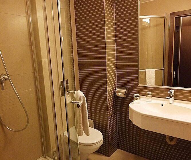 اتاق استاندارد, Berthelot