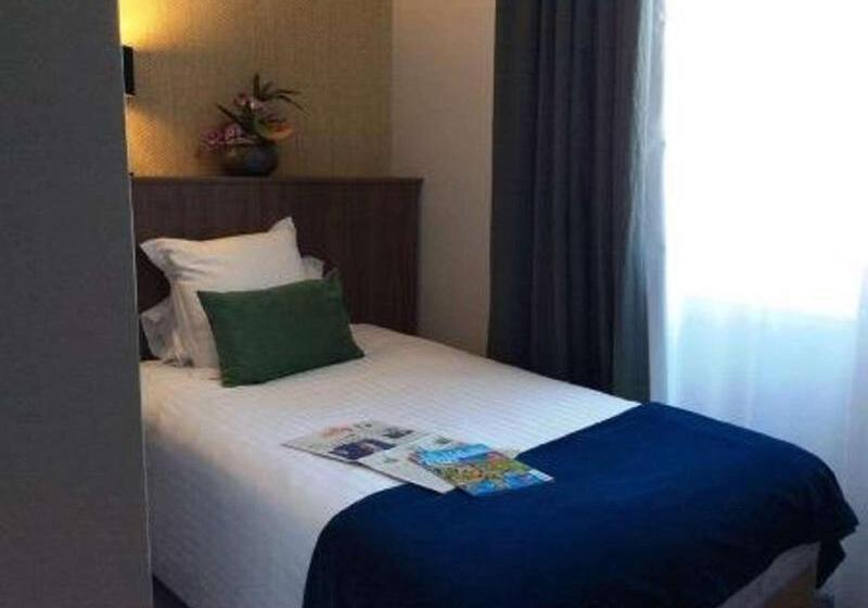 Номер Стандарт Индивидуальный, Best Western Le Duguesclin Hôtel Restaurant