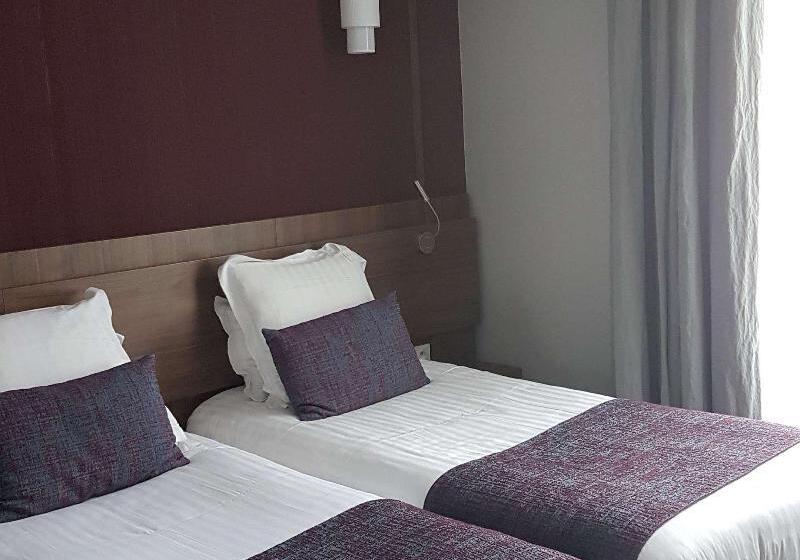 Номер Комфорт, Best Western Le Duguesclin Hôtel Restaurant