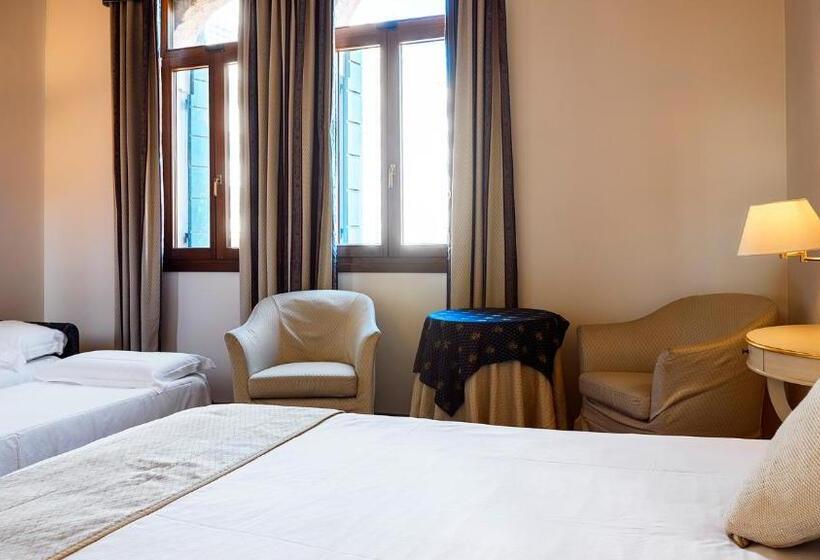 סוויטת ג'וניור, Cà Doge