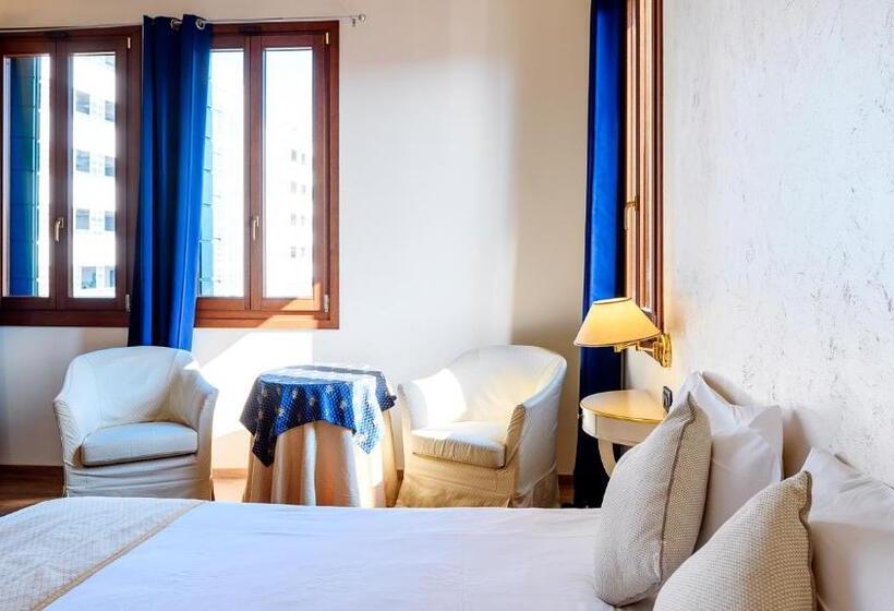 סוויטת ג'וניור, Cà Doge