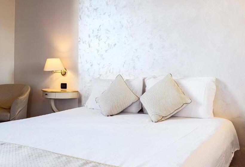 סוויטת ג'וניור, Cà Doge