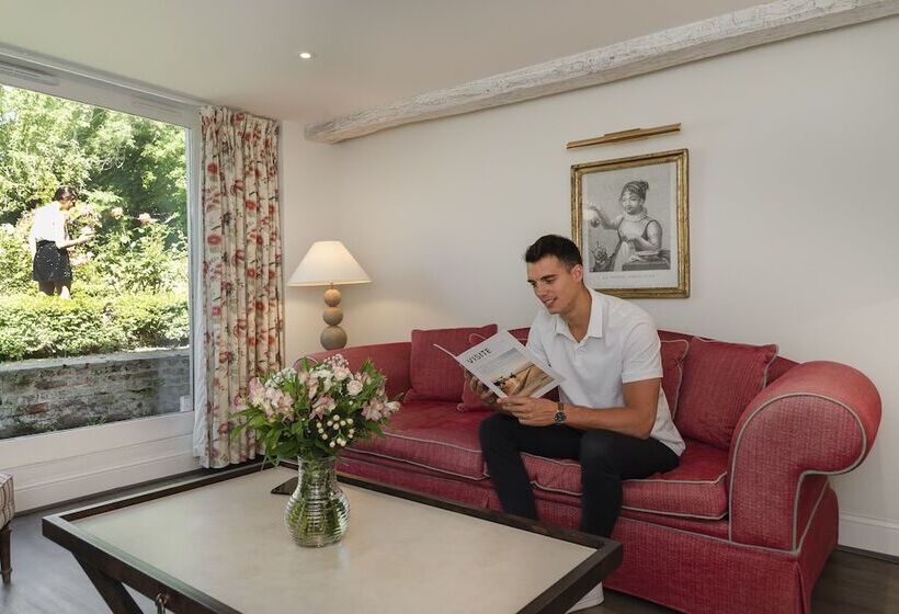 סוויטה, Chateau Clery