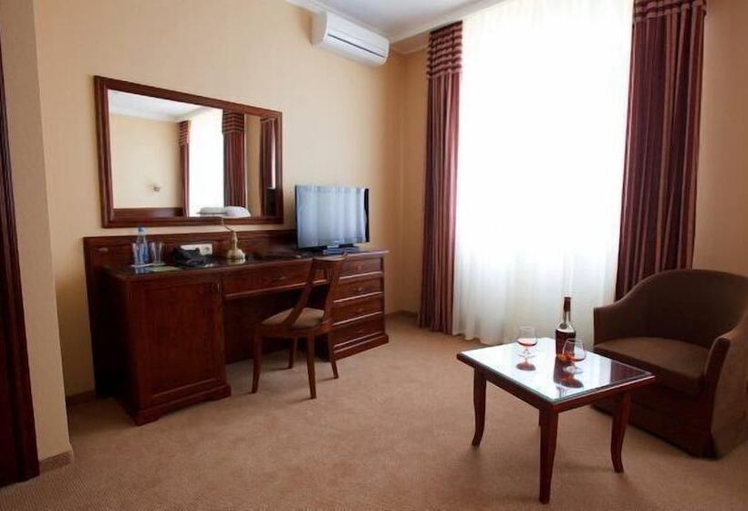 سوییت جونیور, Cityclub