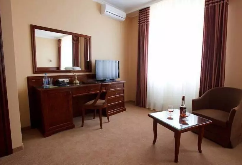 سوییت جونیور, Cityclub