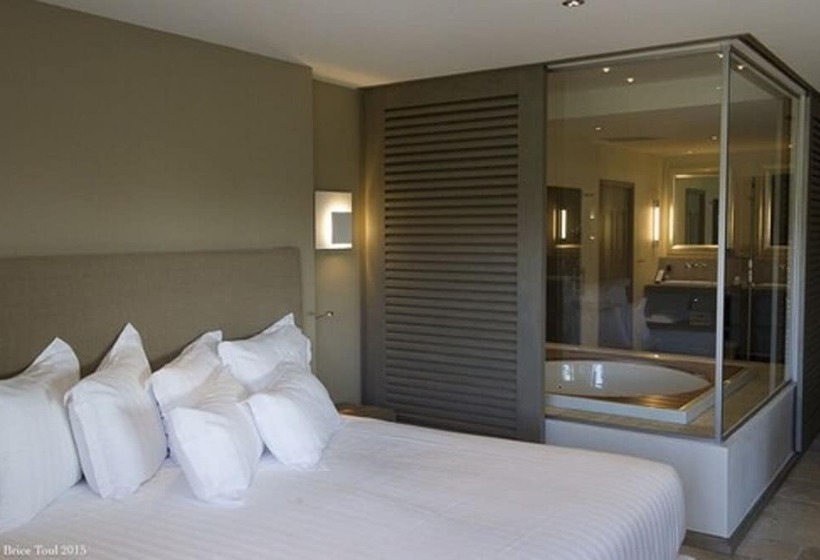 جناح, Coquillade Provence