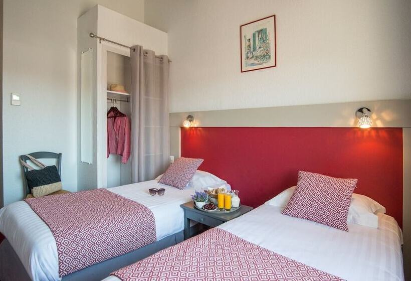 غرفة كومفورت, Du Forum