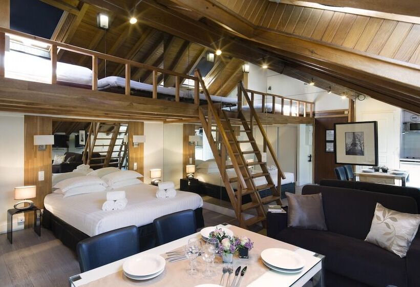 スタンダードスタジオ, Du Lion D Or Louvre