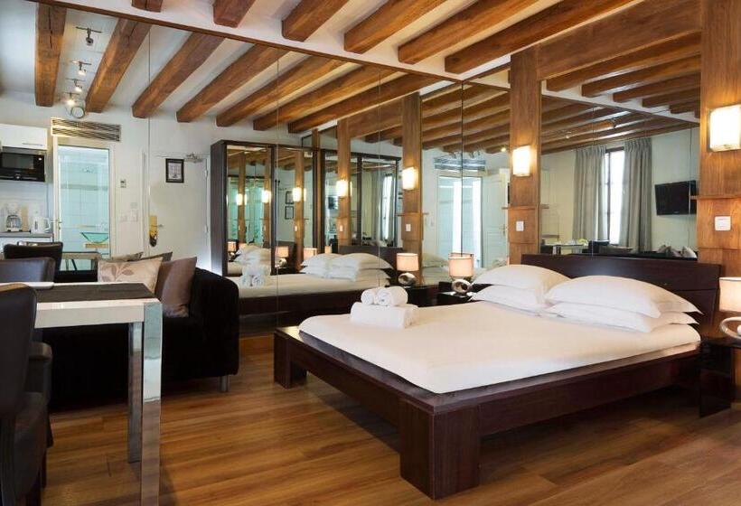 スタンダードスタジオ, Du Lion D Or Louvre