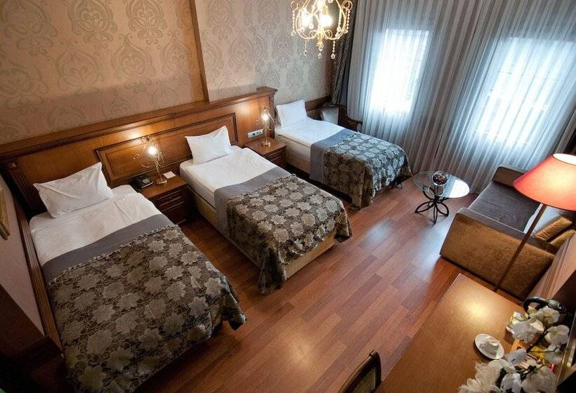 Upper Triple Room Sea View