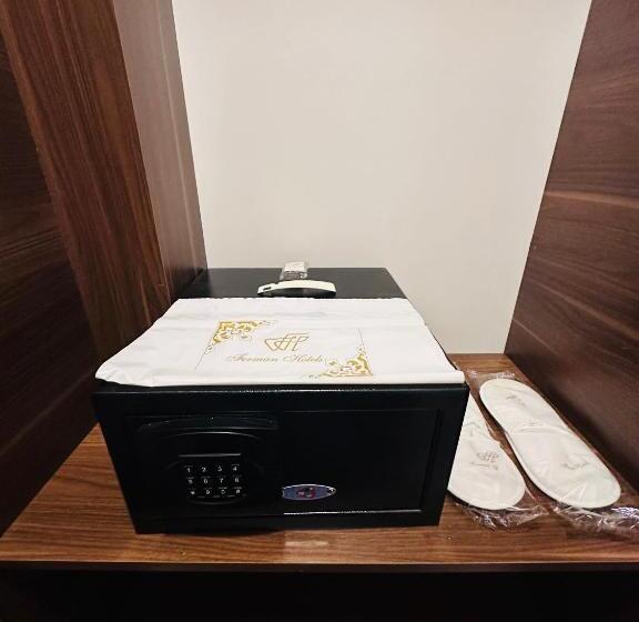 Deluxe Quadruple Room