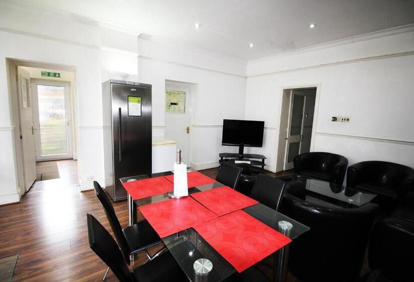 اتاق استاندارد با سرویس بهداشتی مشترک, Flexistay Norbury Apart