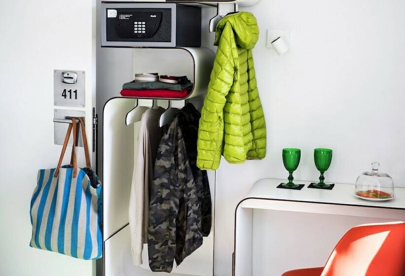 Quarto standart individual, Gat Rossio