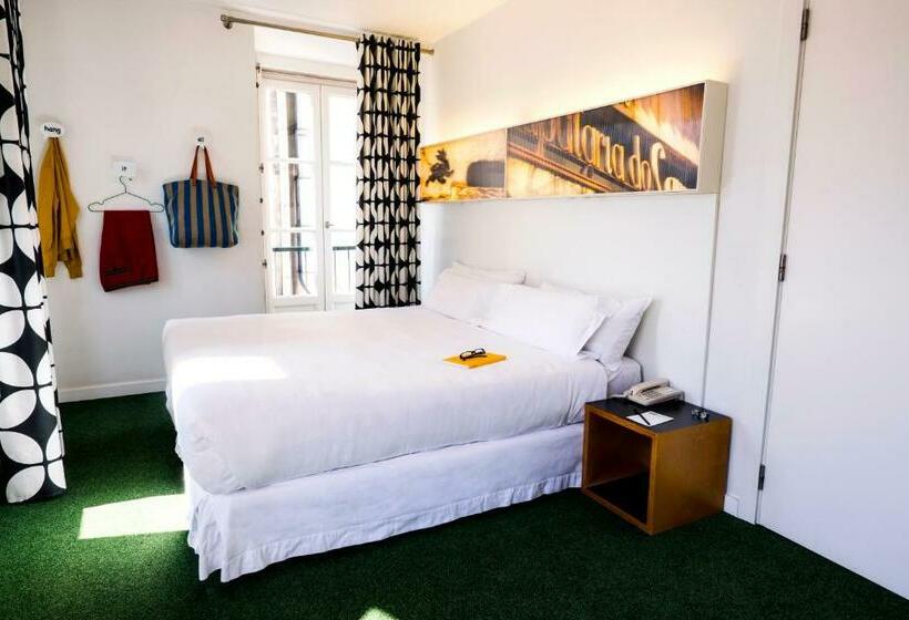 اتاق سوپریور, Gat Rossio