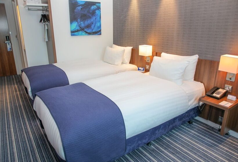 스탠다드 룸, Holiday Inn Express London Heathrow T5, An Ihg