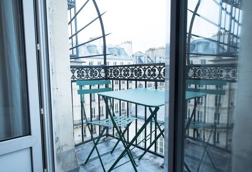 スタンダードルーム, Home Latin