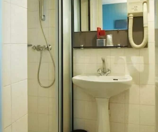 スタンダードシングルルーム, Home Latin