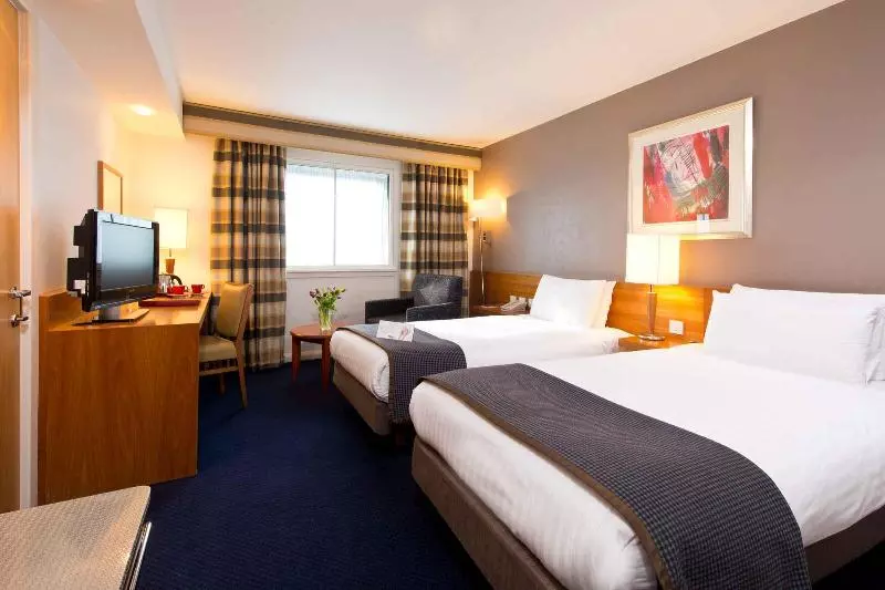 اتاق استاندارد, Leonardo  London Heathrow Airport