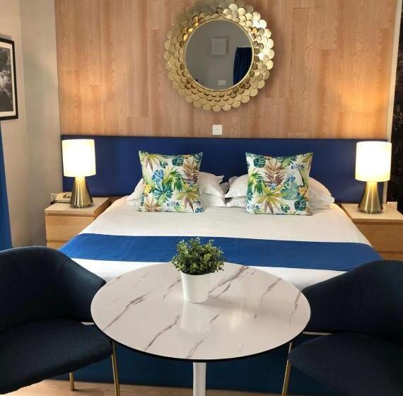 استودیوی استاندارد, Park Lane Boutique Apart