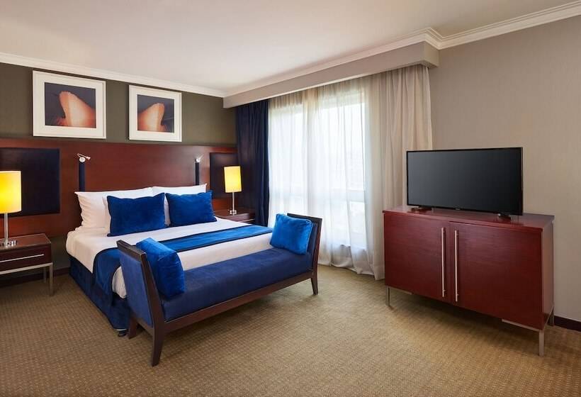 سوییت, Radisson Blu Hotel, Cairo Heliopolis